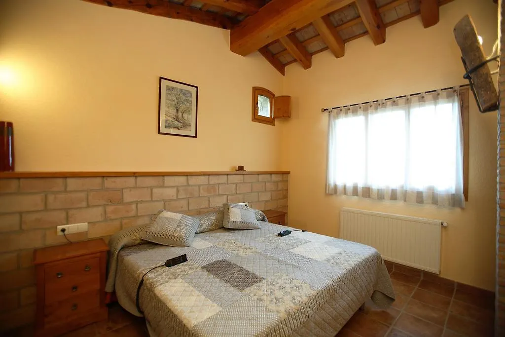 Entre Roures Guest House Moia Country house